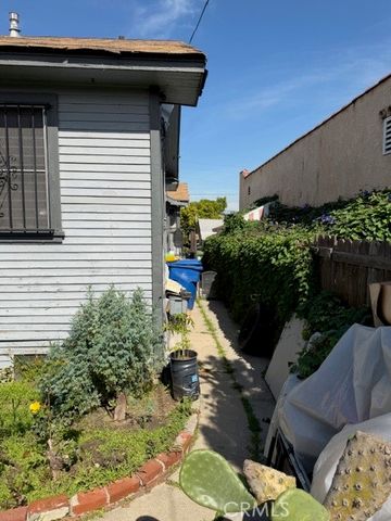 2829 Blanchard, Los Angeles, CA 90033