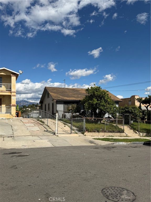 2829 Blanchard, Los Angeles, CA 90033
