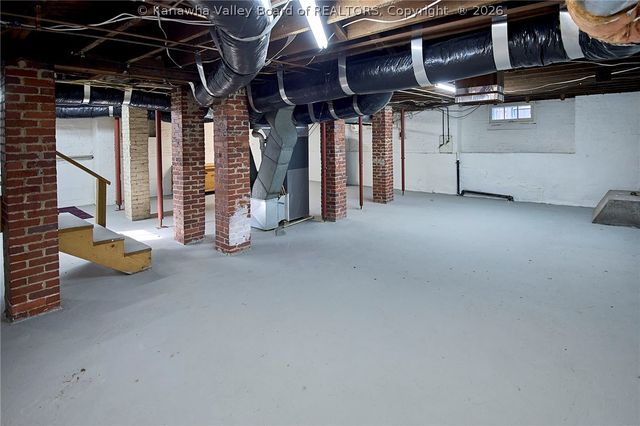 1594 Jackson Street, Charleston, WV 25311