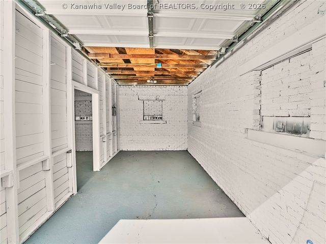 1594 Jackson Street, Charleston, WV 25311