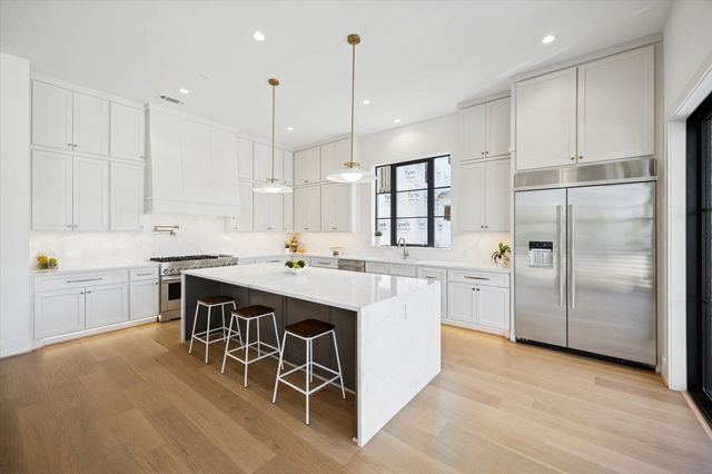 4914 Wigton Drive, Houston, TX 77096