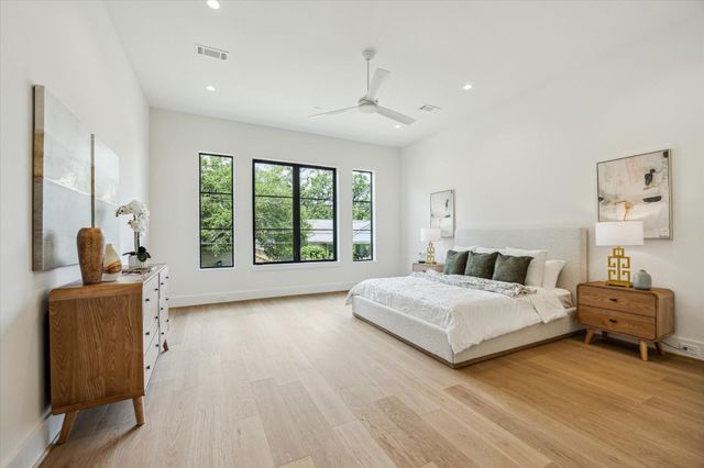 4914 Wigton Drive, Houston, TX 77096