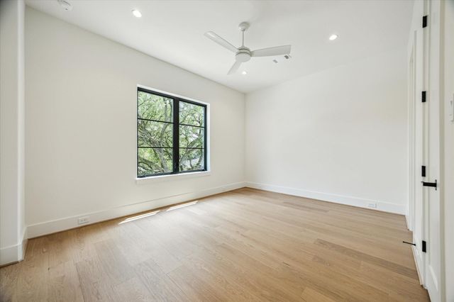 4914 Wigton Drive, Houston, TX 77096