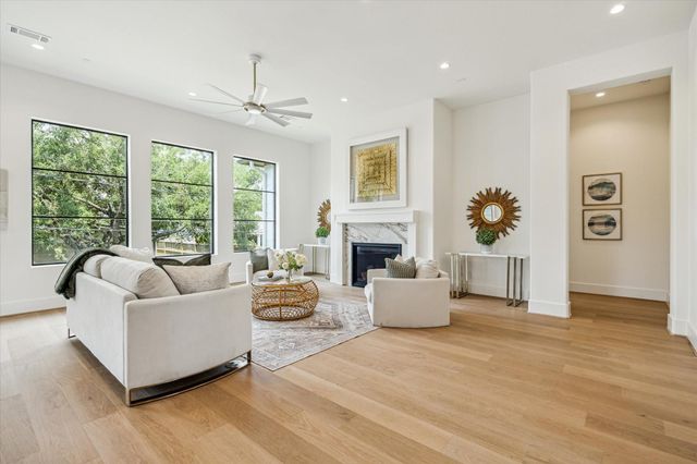 4914 Wigton Drive, Houston, TX 77096