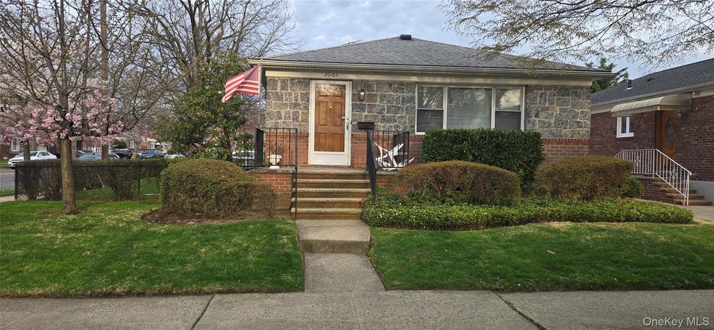 2603 Murray Street, Flushing, NY 11354