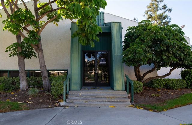 15321 Santa Gertrudes J110, La Mirada, CA 90638