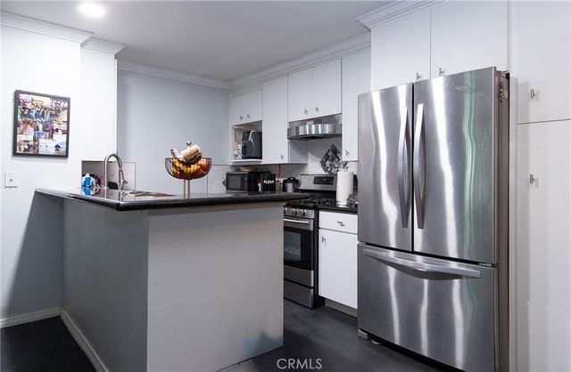 15321 Santa Gertrudes J110, La Mirada, CA 90638