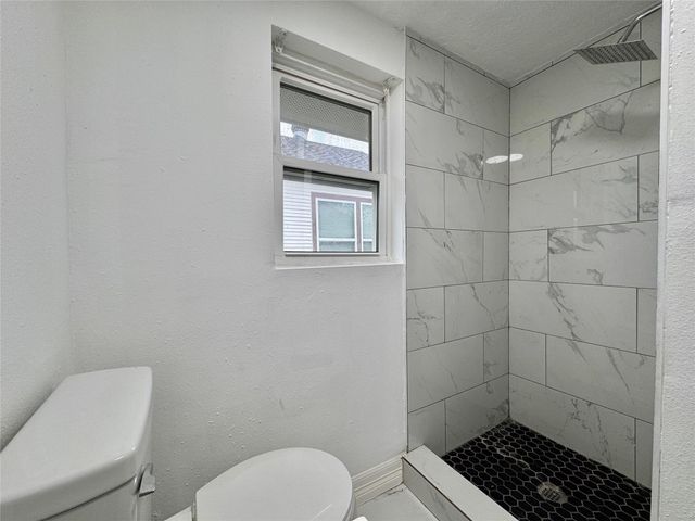 27 Norwood Street, Houston, TX 77011