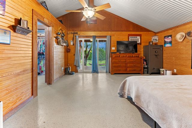5996 RR 1376, Fredericksburg, TX 78624