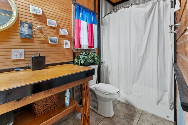 5996 RR 1376, Fredericksburg, TX 78624