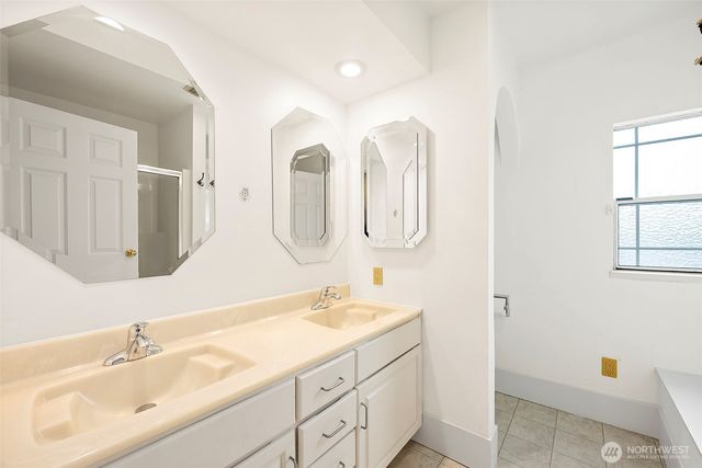 5207 N Pearl Street, Ruston, WA 98407