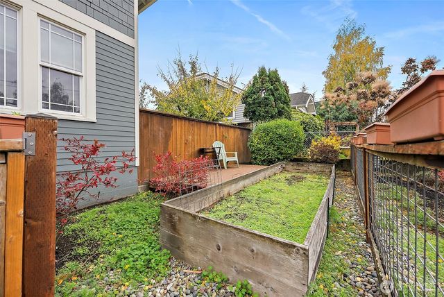 5207 N Pearl Street, Ruston, WA 98407