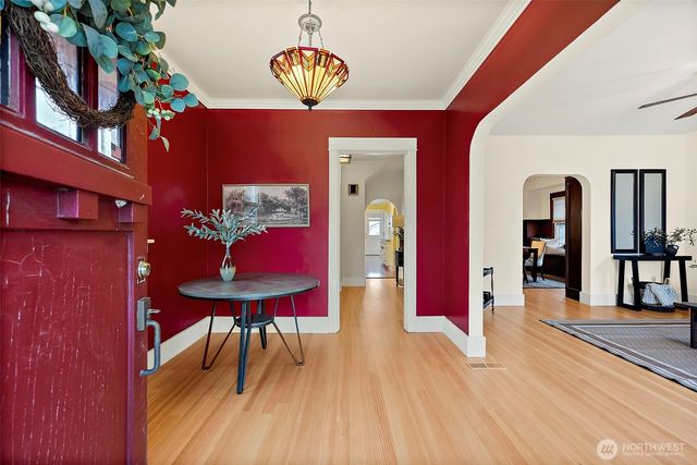 5207 N Pearl Street, Ruston, WA 98407