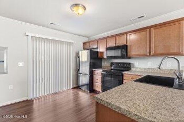 408 Sullivan Loop Road, Midway Park, NC 28544