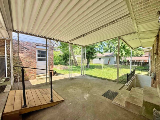 26 N Fairlawn Avenue, Evansville, IN 47711