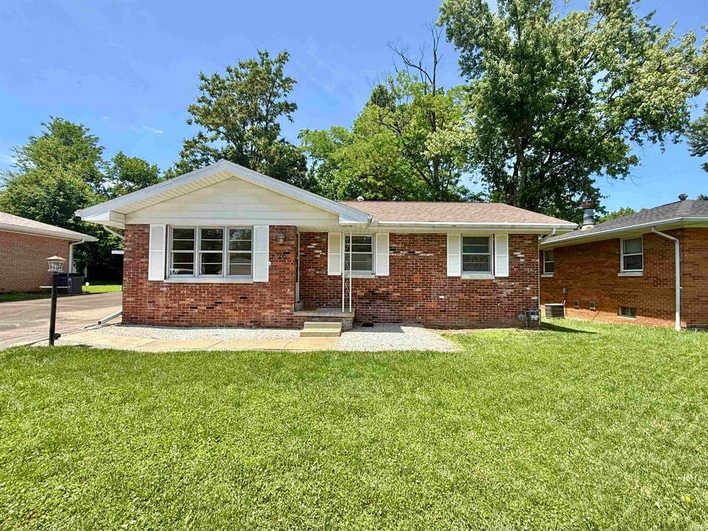 26 N Fairlawn Avenue, Evansville, IN 47711