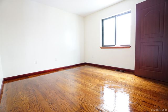 25-29 Butler Street 1 FL, East Elmhurst, NY 11369