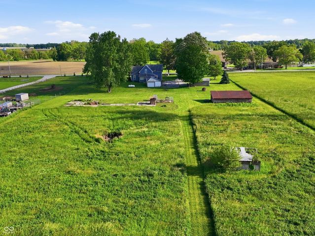 780 W 236th Street, Sheridan, IN 46069
