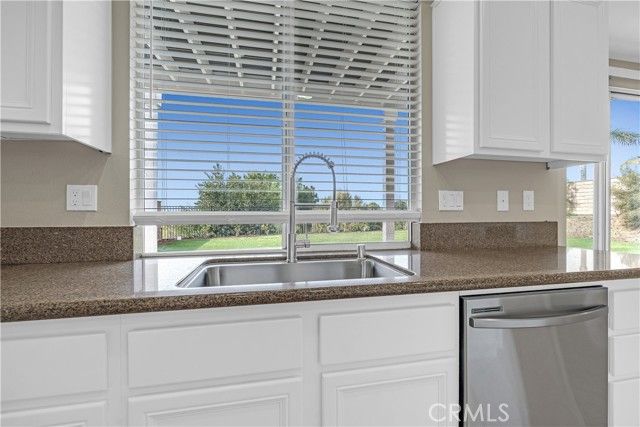 768 Samantha, Corona, CA 92879