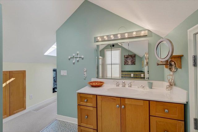 718 W Lakeside Street, Madison, WI 53715
