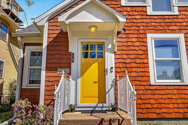 718 W Lakeside Street, Madison, WI 53715