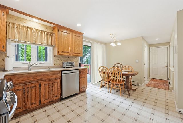 37 Jillson Cir, Milford, MA 01757