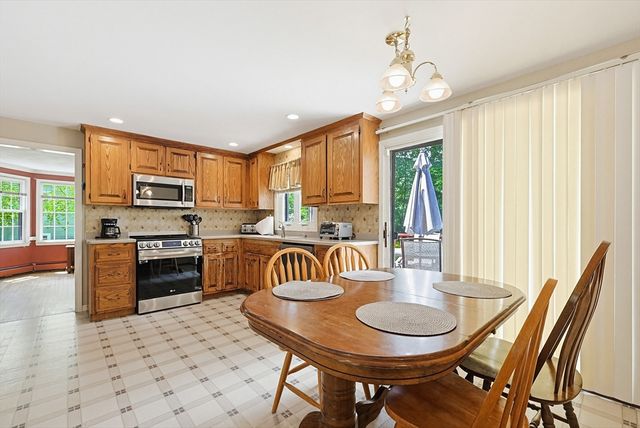 37 Jillson Cir, Milford, MA 01757