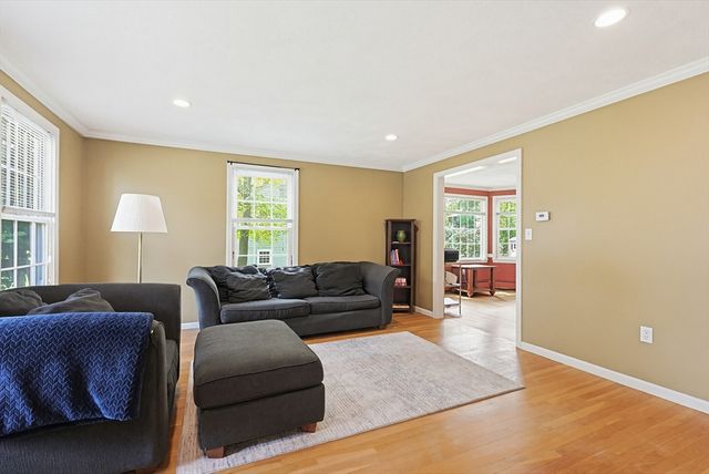 37 Jillson Cir, Milford, MA 01757