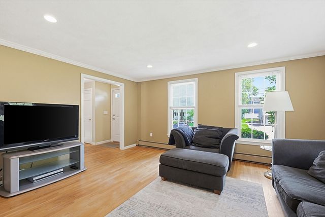 37 Jillson Cir, Milford, MA 01757