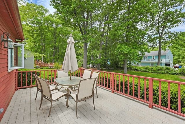 37 Jillson Cir, Milford, MA 01757