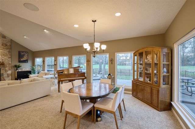 9 Huntsmans Horn Circle, The Woodlands, TX 77380