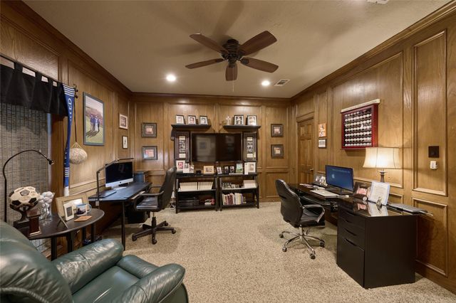 9 Huntsmans Horn Circle, The Woodlands, TX 77380