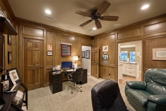 9 Huntsmans Horn Circle, The Woodlands, TX 77380