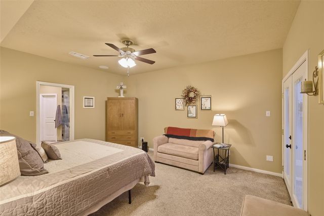 9 Huntsmans Horn Circle, The Woodlands, TX 77380