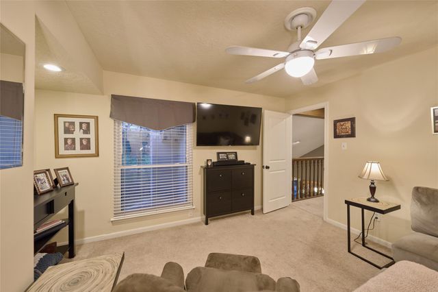 9 Huntsmans Horn Circle, The Woodlands, TX 77380