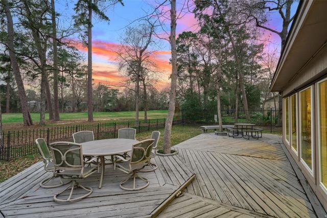 9 Huntsmans Horn Circle, The Woodlands, TX 77380