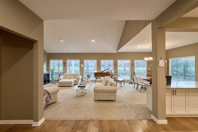 9 Huntsmans Horn Circle, The Woodlands, TX 77380