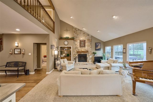 9 Huntsmans Horn Circle, The Woodlands, TX 77380