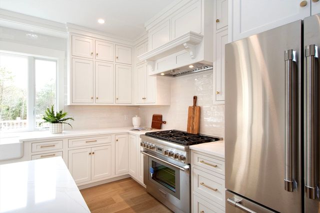 615 Keene Street, Duxbury, MA 02332