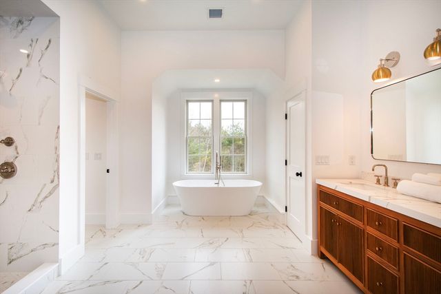 615 Keene Street, Duxbury, MA 02332