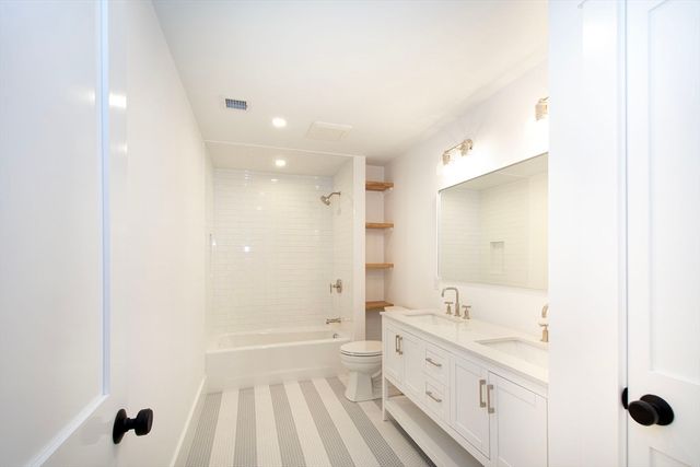 615 Keene Street, Duxbury, MA 02332