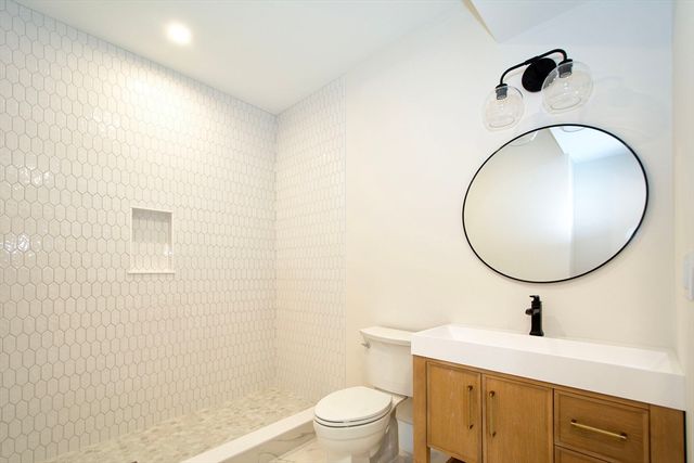 615 Keene Street, Duxbury, MA 02332