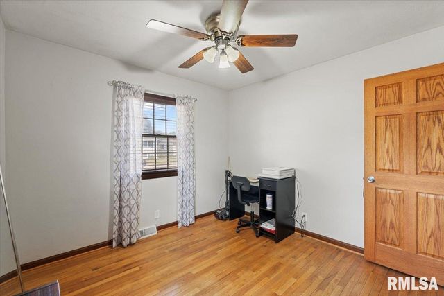 2223 W 34TH Street, Davenport, IA 52806