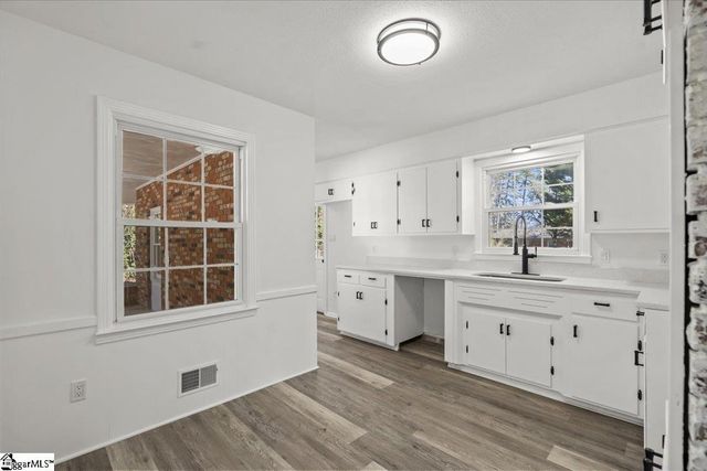 305 Weblin Street, Spartanburg, SC 29306