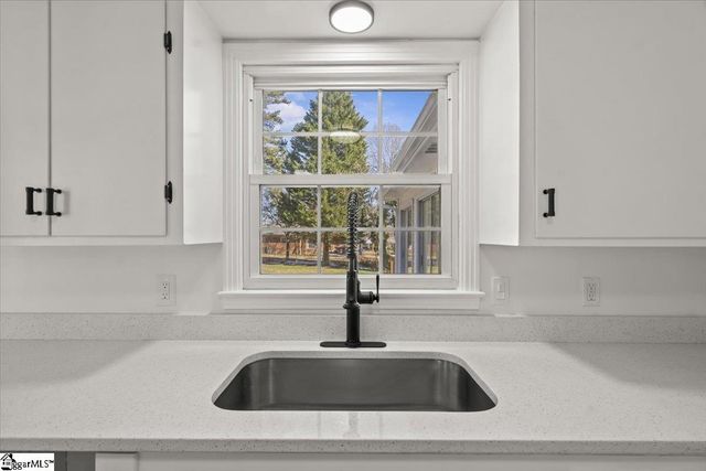 305 Weblin Street, Spartanburg, SC 29306