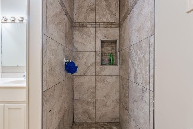 137 & 145 Jay Tee, Fairfield Bay, AR 72088