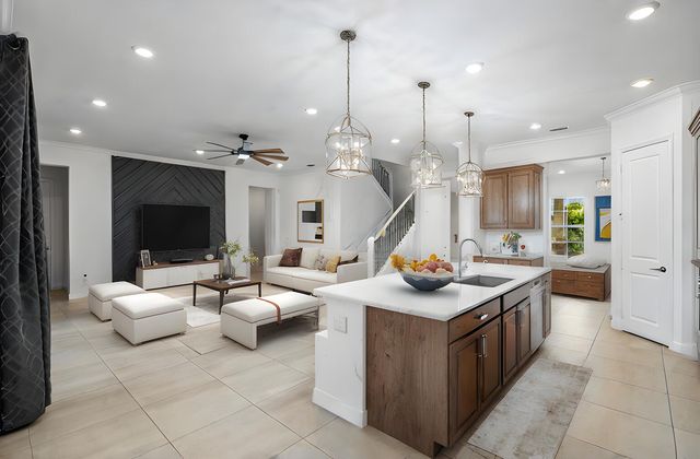 916 Hookline Circle, Loxahatchee, FL 33470