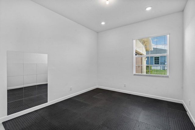 916 Hookline Circle, Loxahatchee, FL 33470