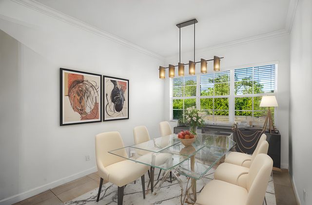 916 Hookline Circle, Loxahatchee, FL 33470