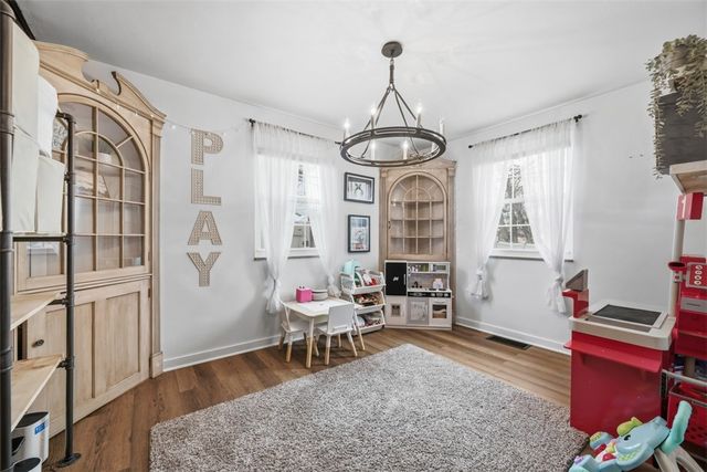 112 Kenmont Ave, Lower Burrell, PA 15068